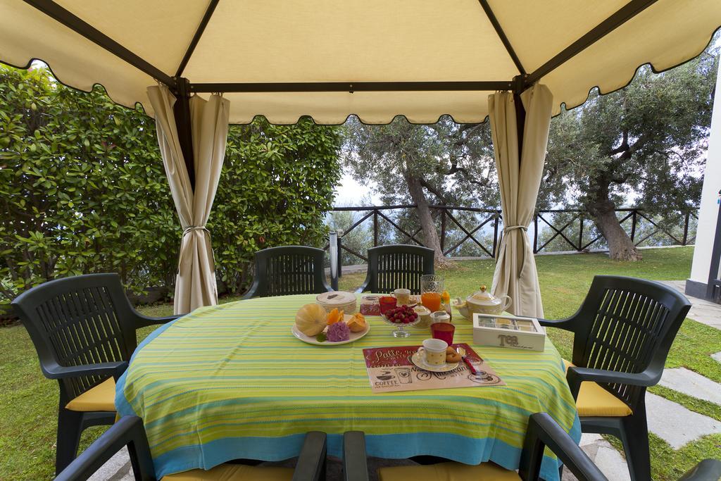 Villa Degli Ulivi B&B Finale Ligure Exteriér fotografie