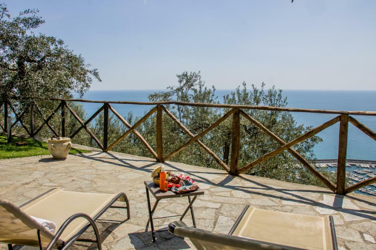 Villa Degli Ulivi B&B Finale Ligure Exteriér fotografie