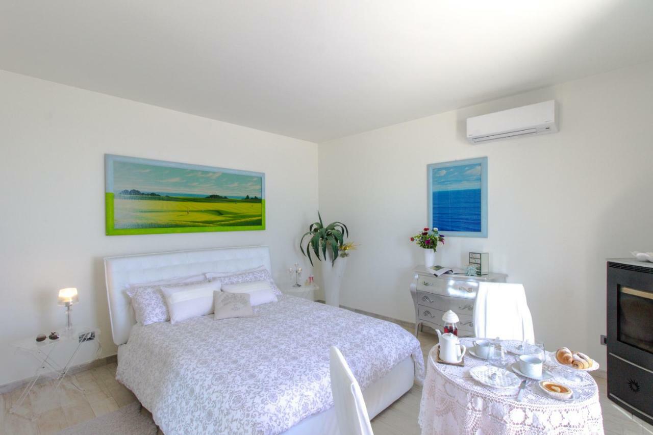 Villa Degli Ulivi B&B Finale Ligure Exteriér fotografie